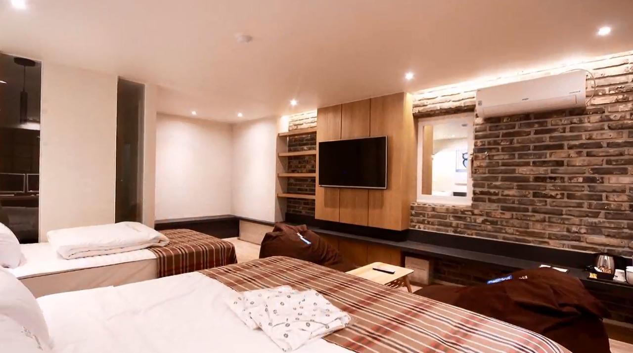 Vins 70 Hotel Busan Exterior photo